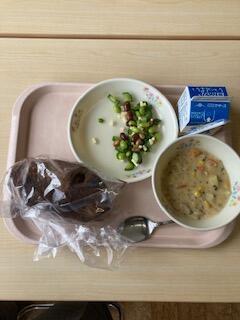 ココア揚げパン（高森東学園義務教育学校）の画像