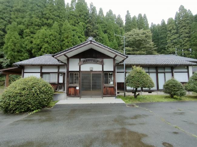 河原総合センター外観