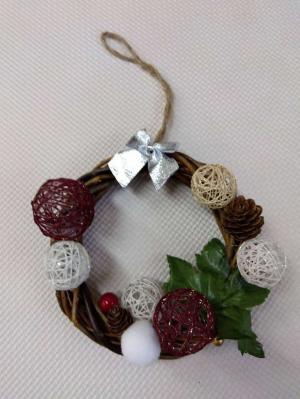 作成するクリスマスリースの画像