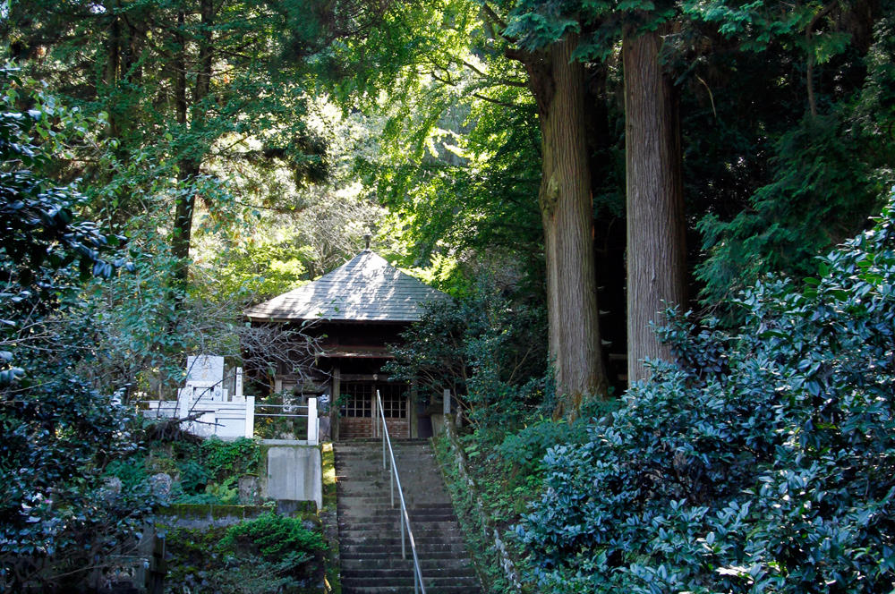 起雲山含蔵寺の画像1